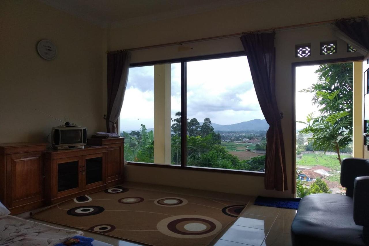 Penginapan Pondok Jurang Ciwidey Syariah Hostel Panundaan Exterior photo