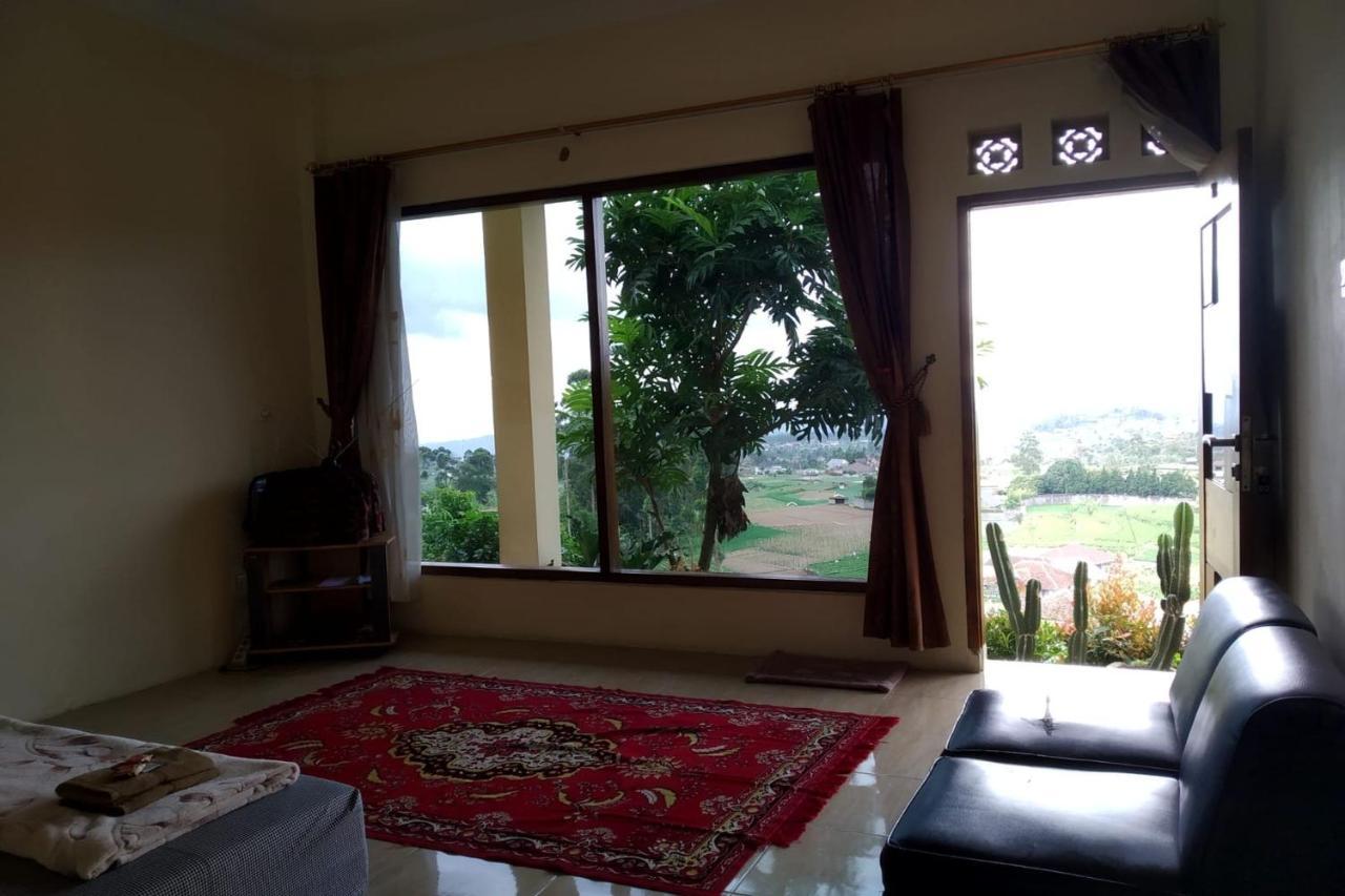 Penginapan Pondok Jurang Ciwidey Syariah Hostel Panundaan Exterior photo